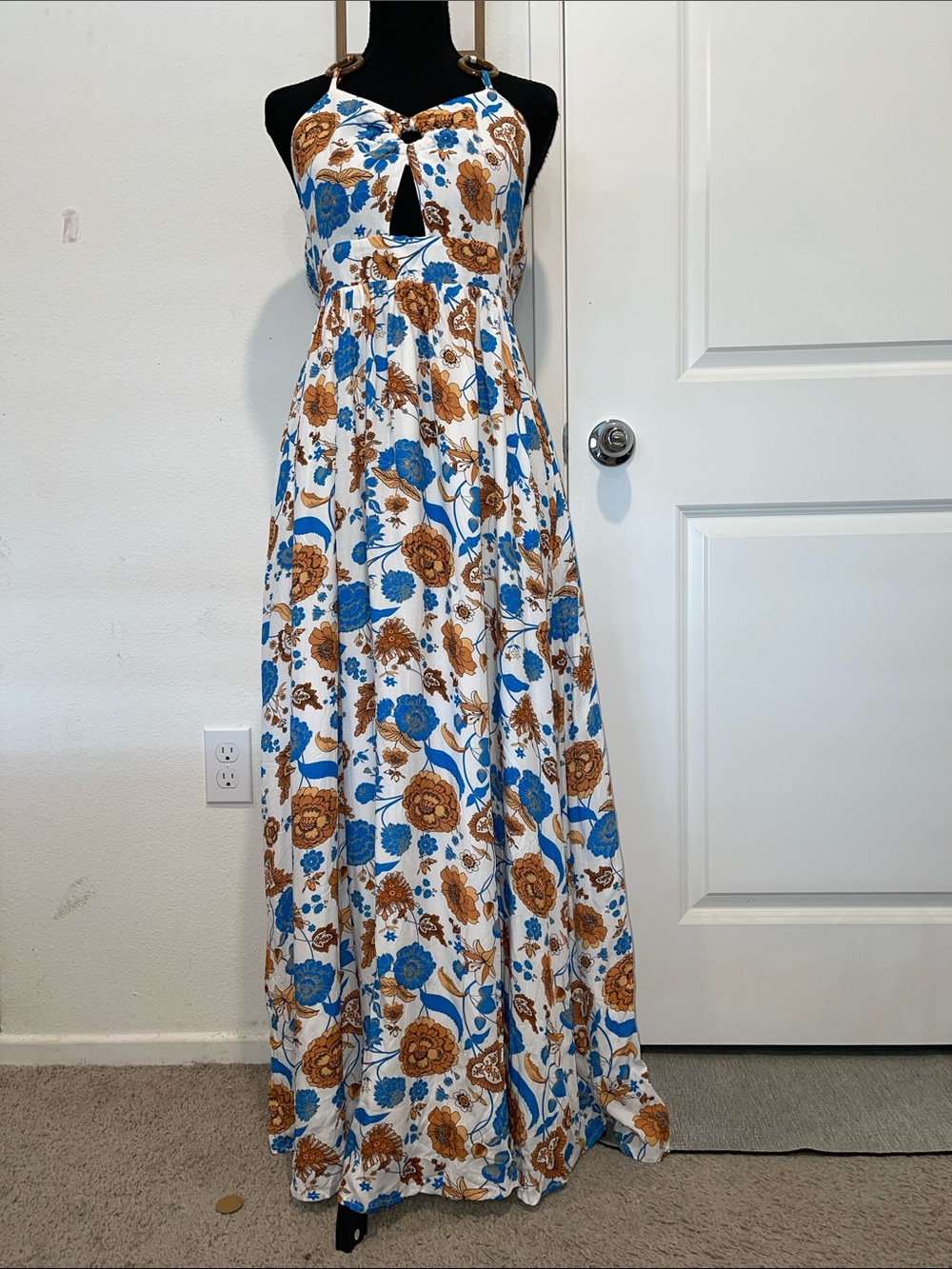 Floral Cutout Maxi Dress in White, Blue & Brown